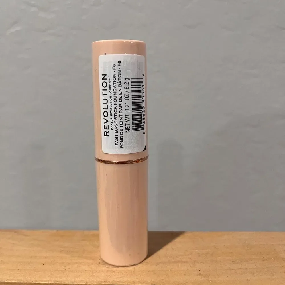 Makeup Revolution London Fast Base Stick Foundation